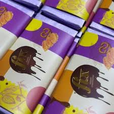 Pick Up Pretzel chocolate bar with sweet and salty flavors from Fix Dessert Chocolatier